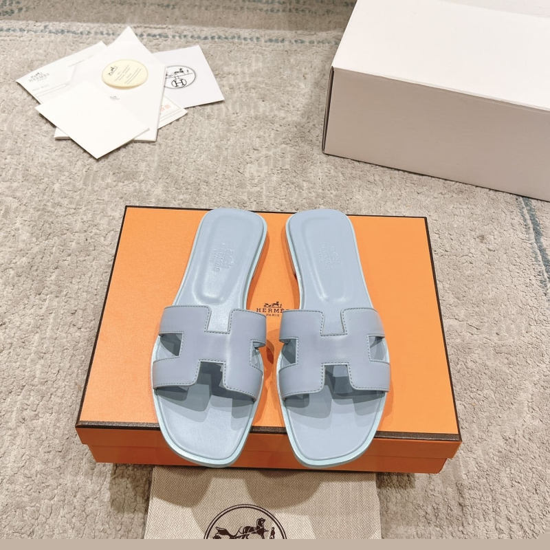 H**mes slippers